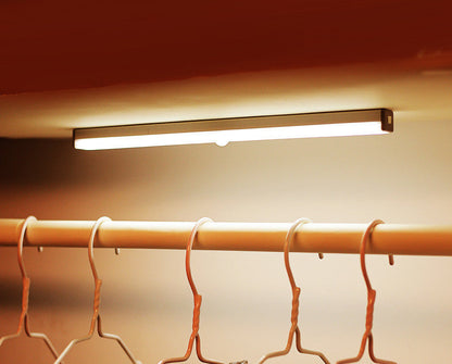 Motion Sensor LED Light Bar – Rechargeable Under Cabinet Night Light for Kitchen, Wardrobe & Stairs