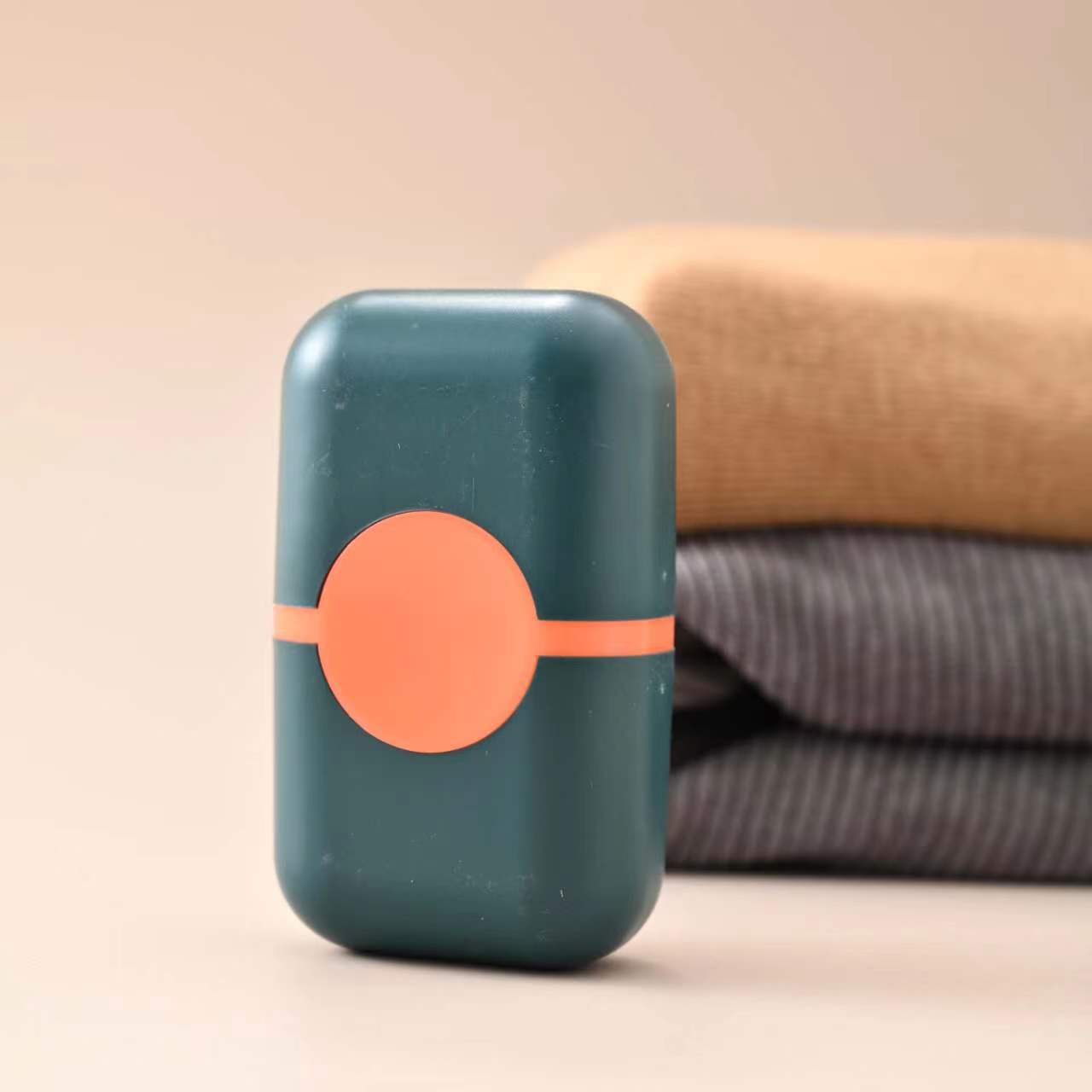 Pet Hair Remover Roller – Reusable Lint Cleaner for Furniture & Clothes